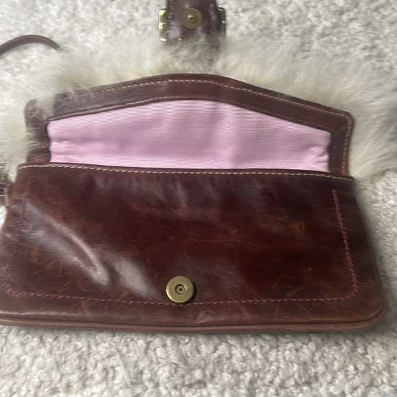 Coach Dark Brown Vachetta Leather &  Shearling Fur Wristlet Distressed - Picture 5 of 9